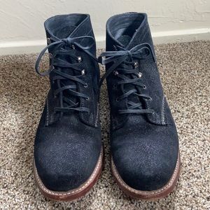 Wolverine 1000 mile boot black and silver suede.